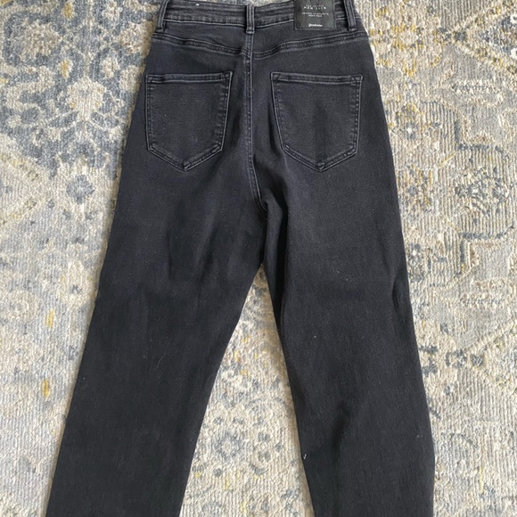 Stradivarius Black Jeans - Picture 3 of 4